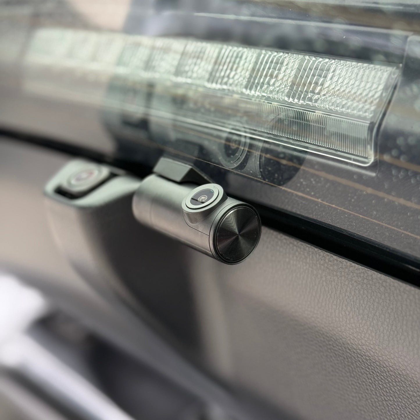 EAGLE-i2.2k TITANIUM | 2K Dual Dash Camera System